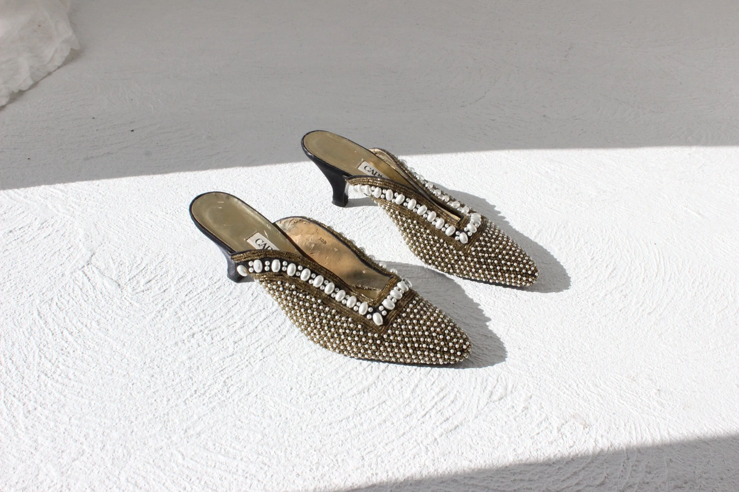 80s Pearl & Gold Bead Mules ~ Euro 40