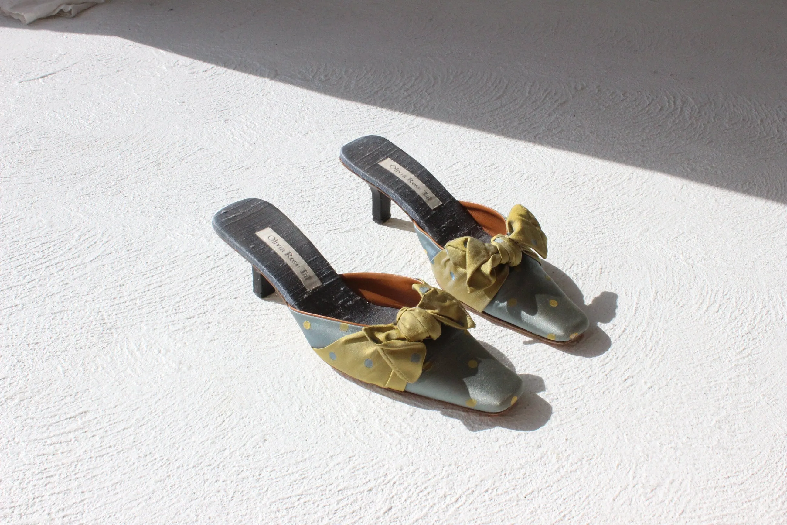 90s Olivia Rose Tal Raw Silk Polka Dot Bow Mules~ Euro 40