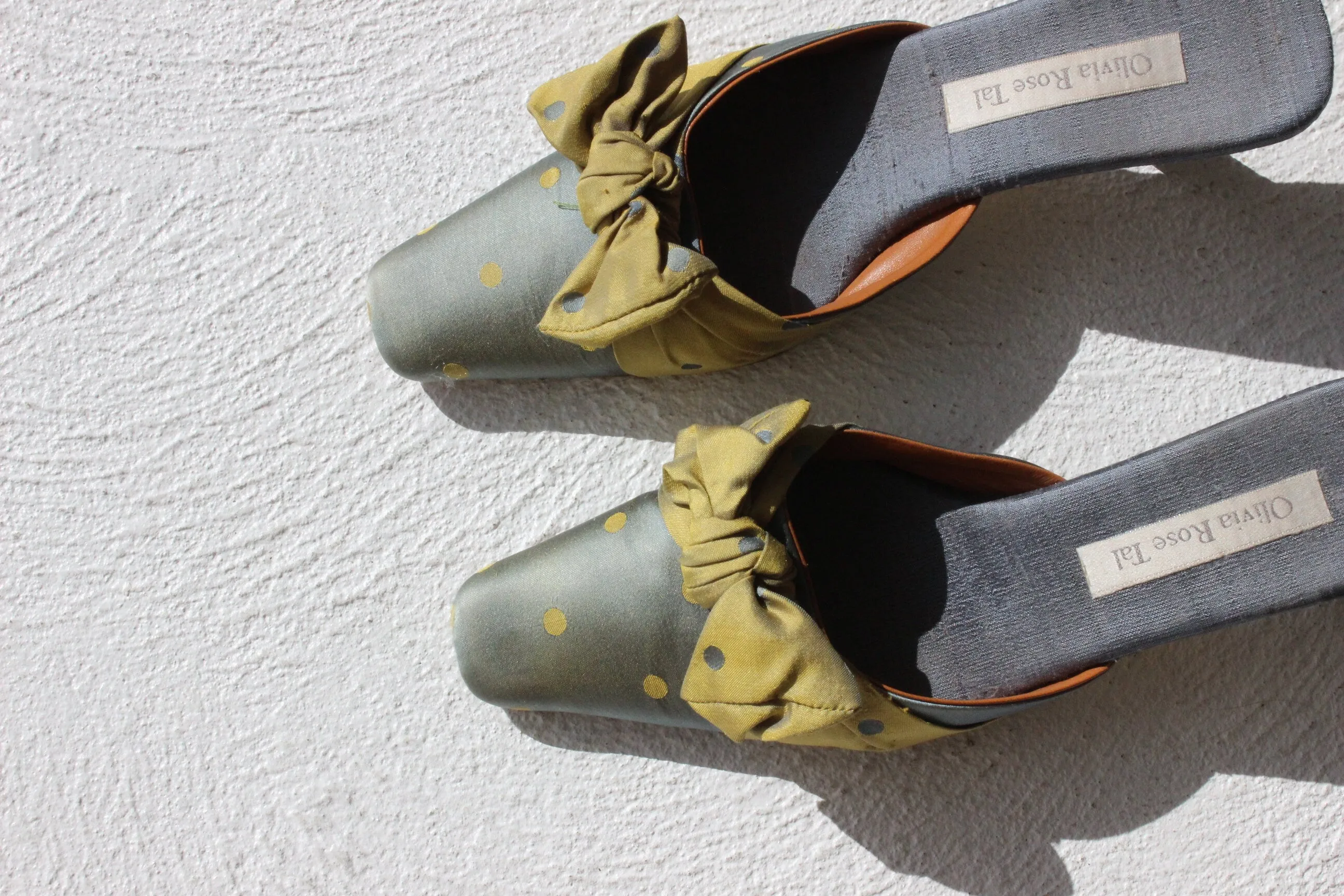 90s Olivia Rose Tal Raw Silk Polka Dot Bow Mules~ Euro 40