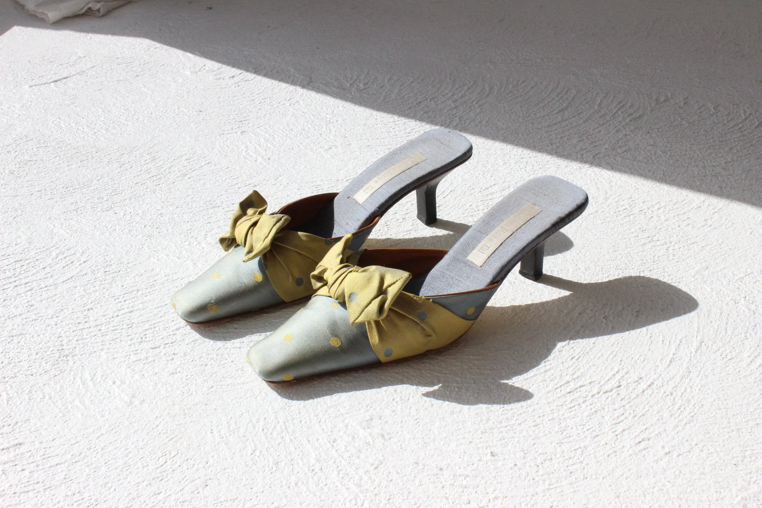 90s Olivia Rose Tal Raw Silk Polka Dot Bow Mules~ Euro 40