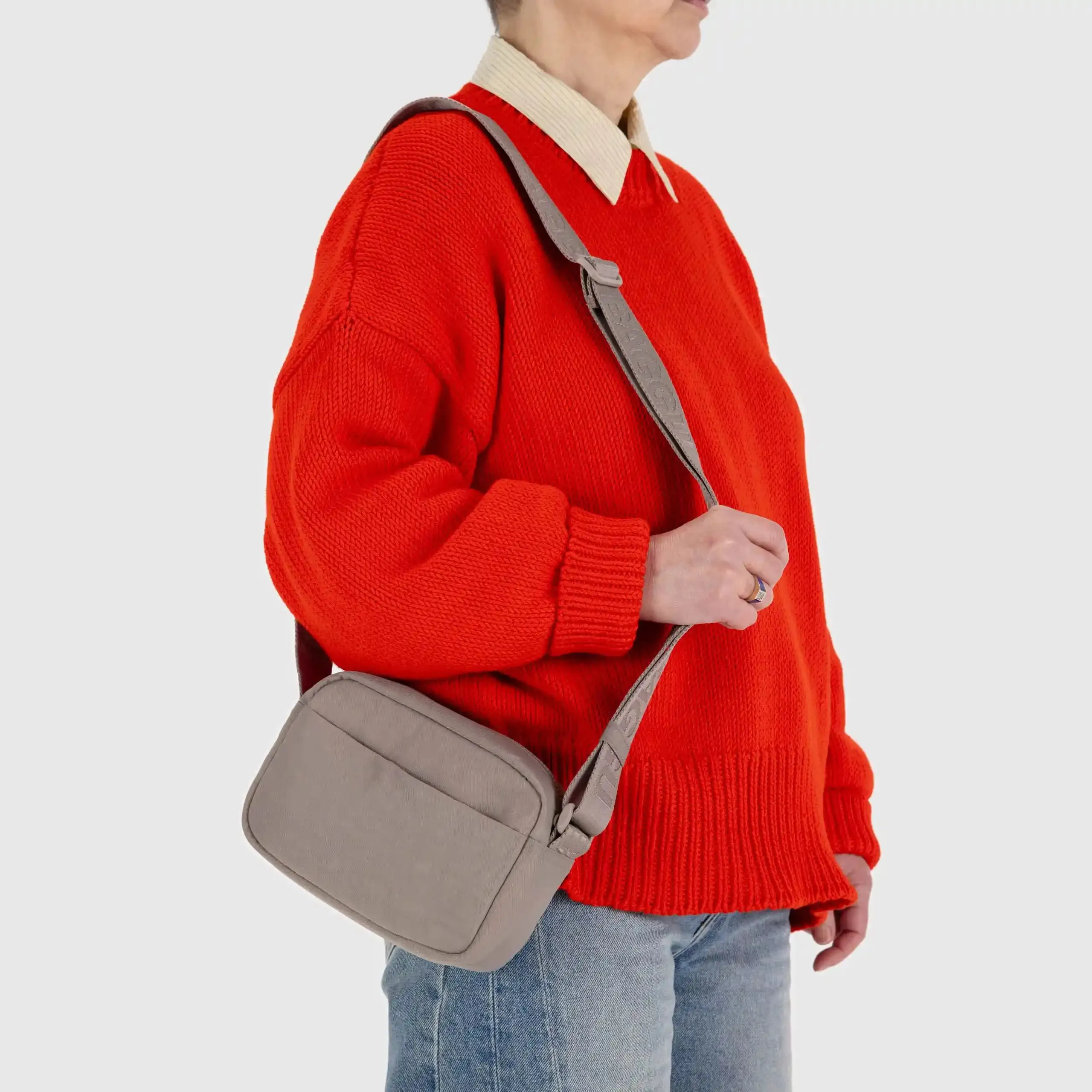 Baggu Camera Crossbody, dove