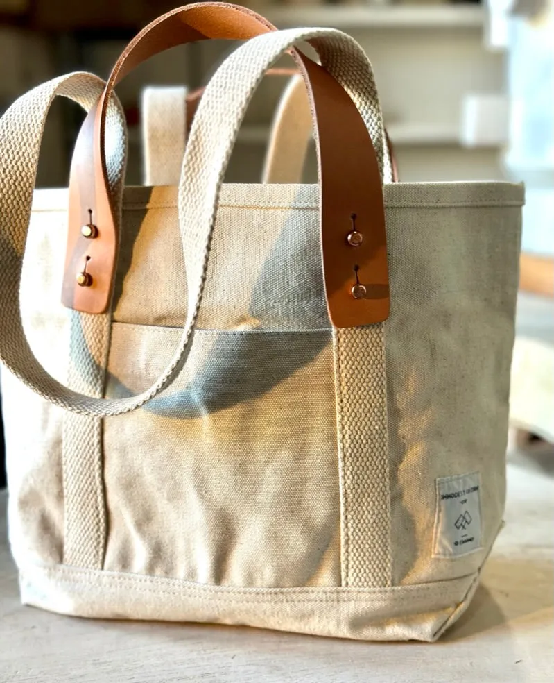 Cotton Canvas Tote in Ecru