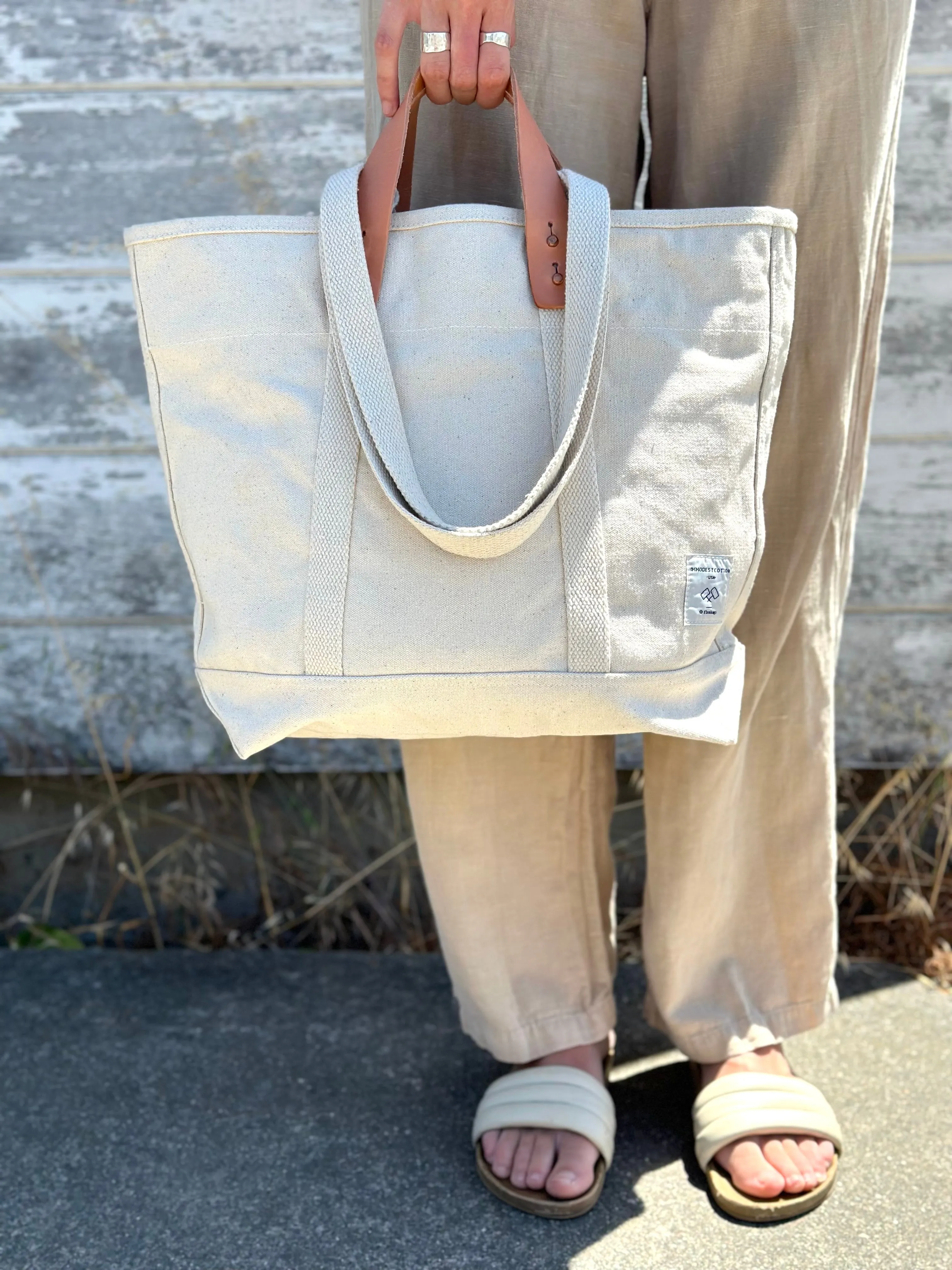 Cotton Canvas Tote in Ecru