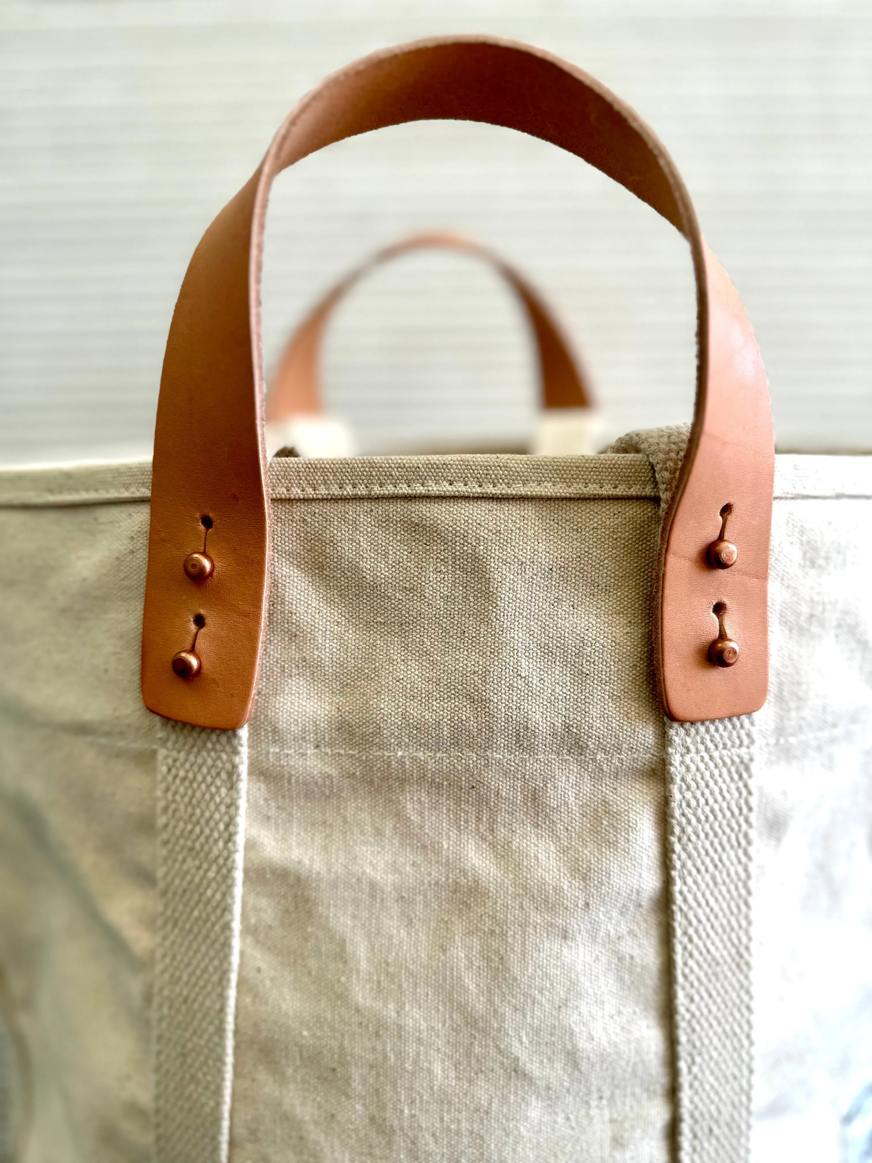 Cotton Canvas Tote in Ecru