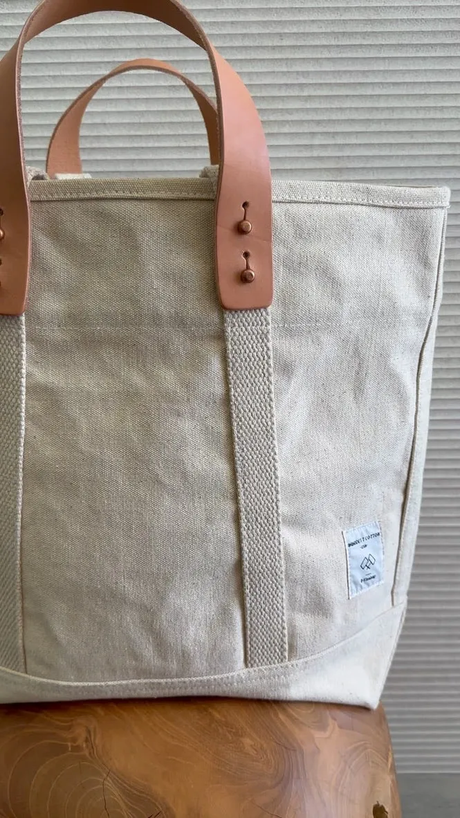 Cotton Canvas Tote in Ecru