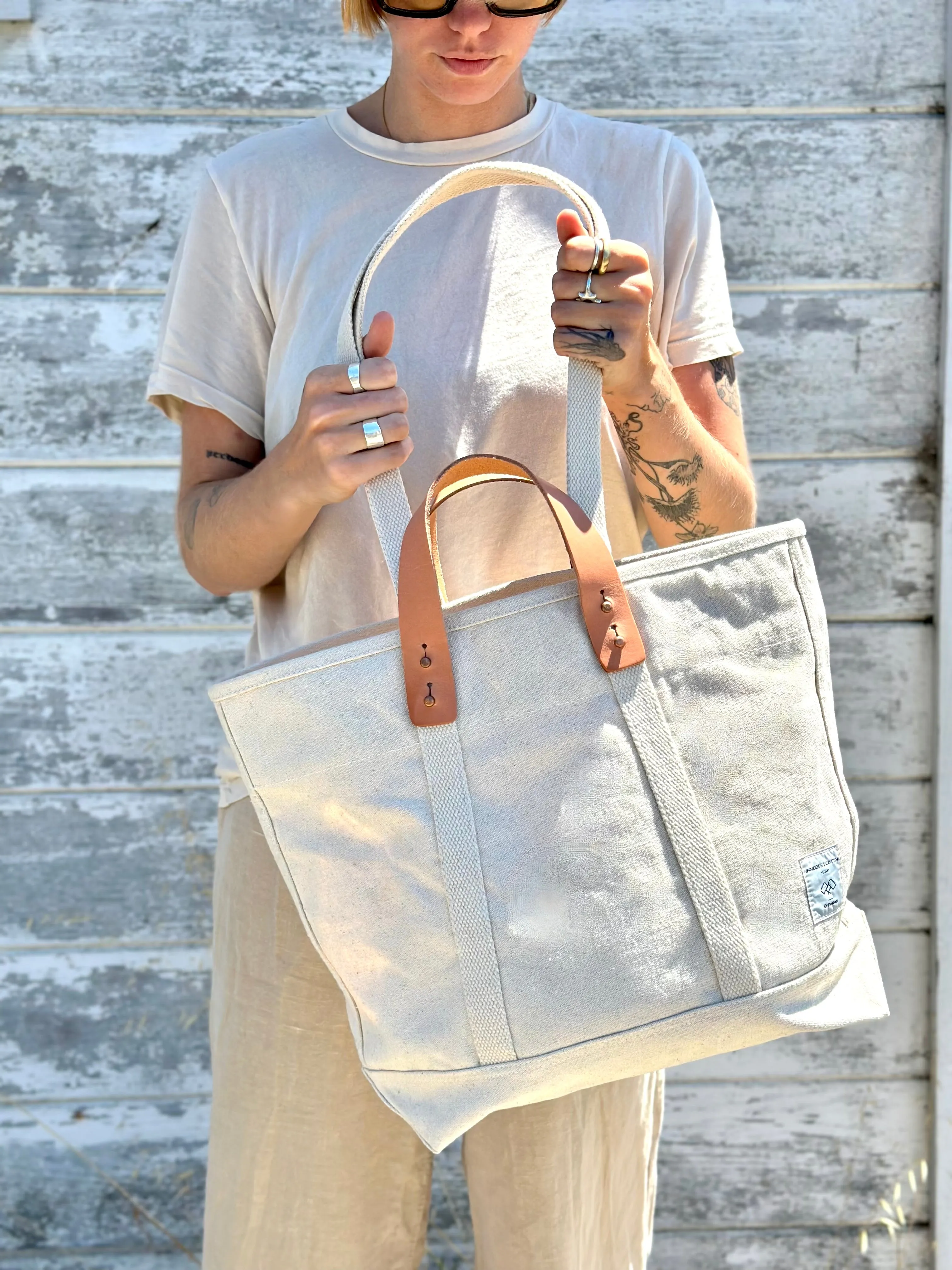 Cotton Canvas Tote in Ecru